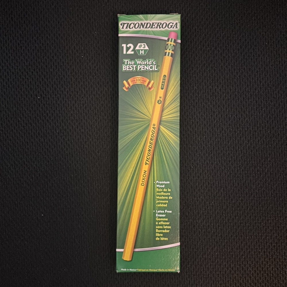 School supplies. - Picture 4 of 6